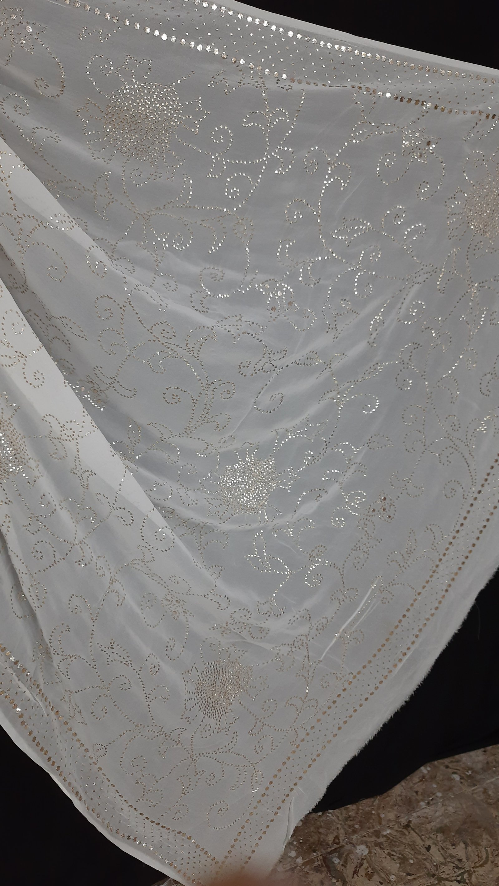 83526 image 2